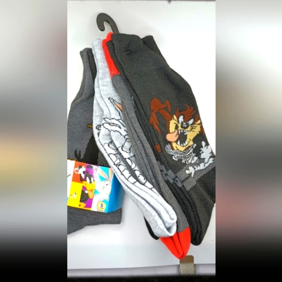 Warner Bros. Other - LOONEY tunes crew socks bundle of 5 pairs Buggs bunny